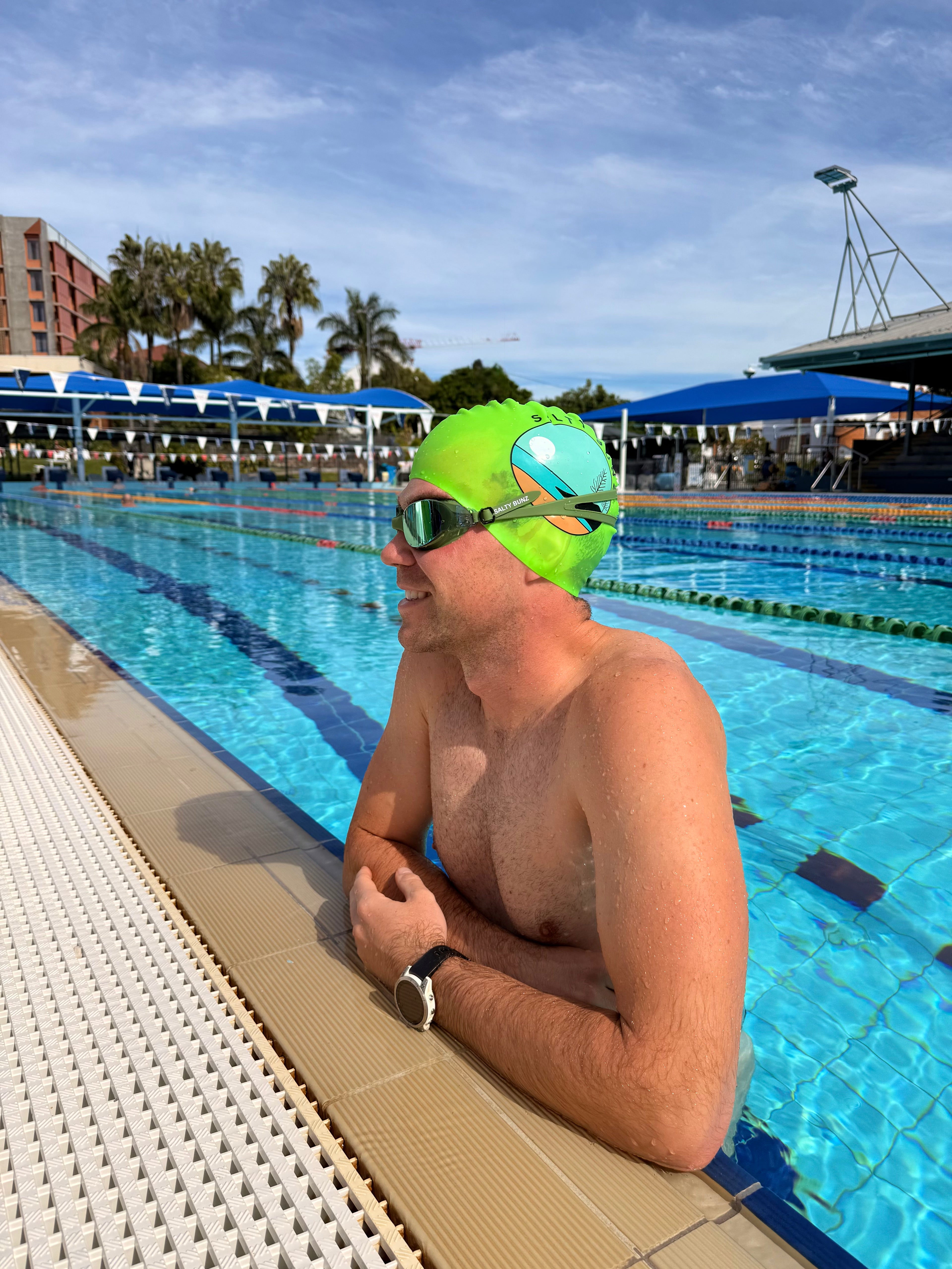 SALTY BUNZ Pro Swim Goggles ~ Tank Green ~ Rainbow Mirror Lens